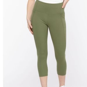 SIZE XXL CAPRI LEGGING